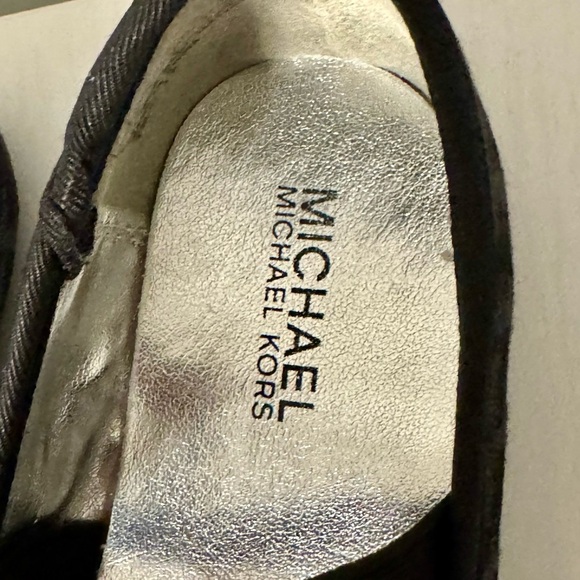Michael Kors flats w straps, Little girls, baby girls, size 7, black - Picture 3 of 6
